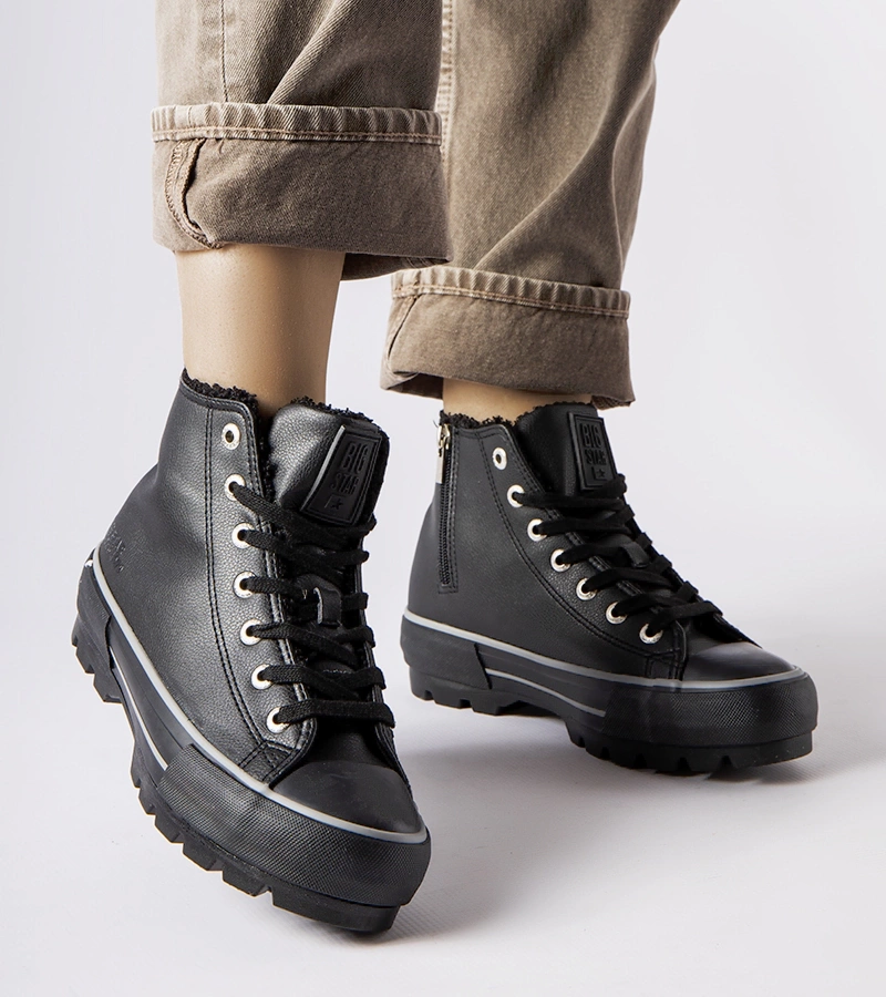 Juodi pašiltinti sportbačiai Big Star MM274039