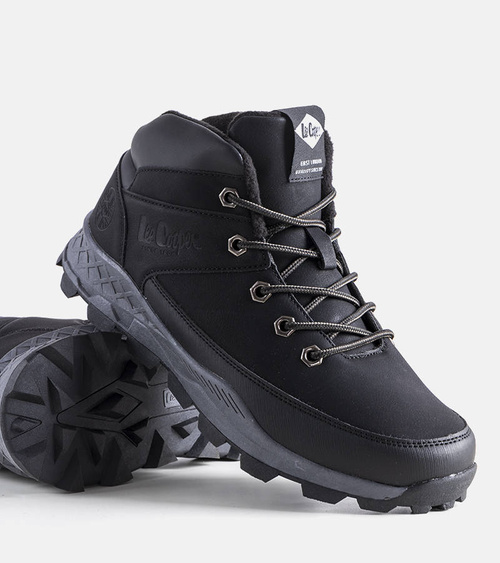 Juodi pašiltinti auliniai batai LCJ-22-01-1391M Lee Cooper