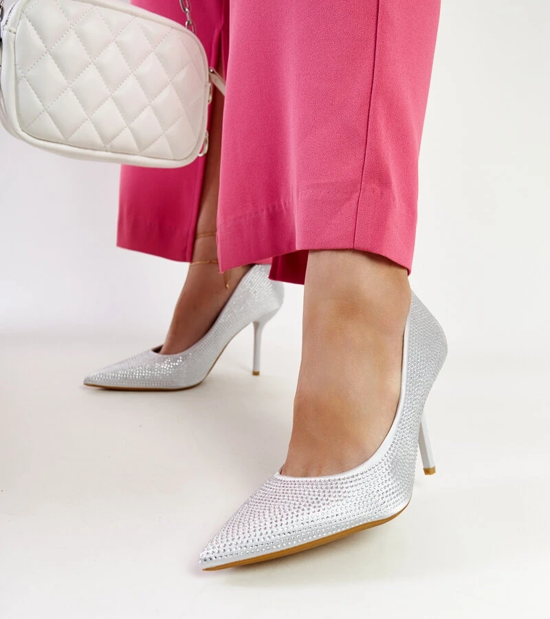 Sidabriniai aukštakulniai Liena