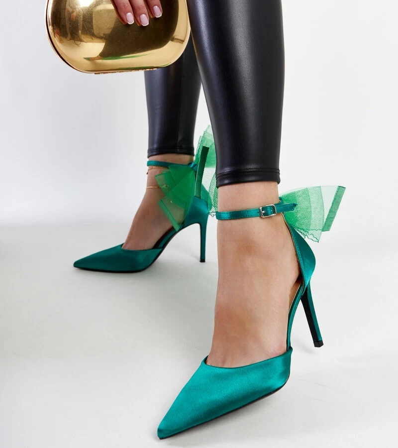 Žali aukštakulniai su kaspinu Ilaysa