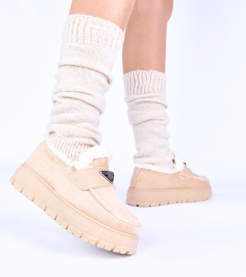 Šviesiai smėlio spalvos pašiltinti kailiu platforminiai mokasinai „Kirby“