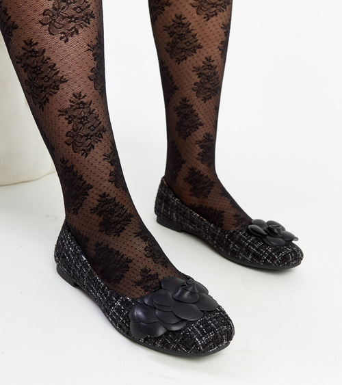 Juodi balerinai su dekoratyvia gėle Mateja