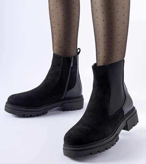 Juodi masyviais padais aulinukai „Hodges“