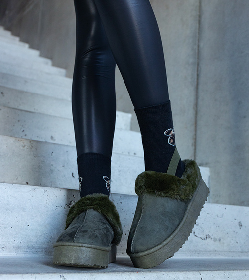 Žali kailiniai platforminiai šlepetės Frank