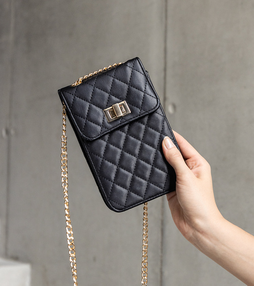 Juoda kviltuota rankinė per petį Acres