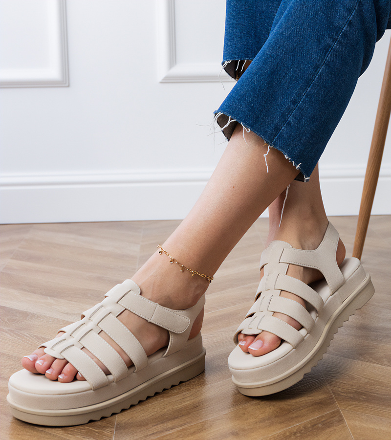 Smėlio spalvos gladiatorių stiliaus basutės su platforma Hartos