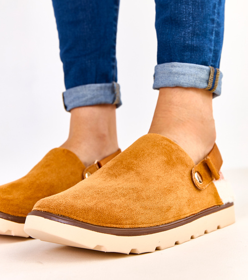 Rudi uždari pašiltinti šlepetai su užsegimu Unseta