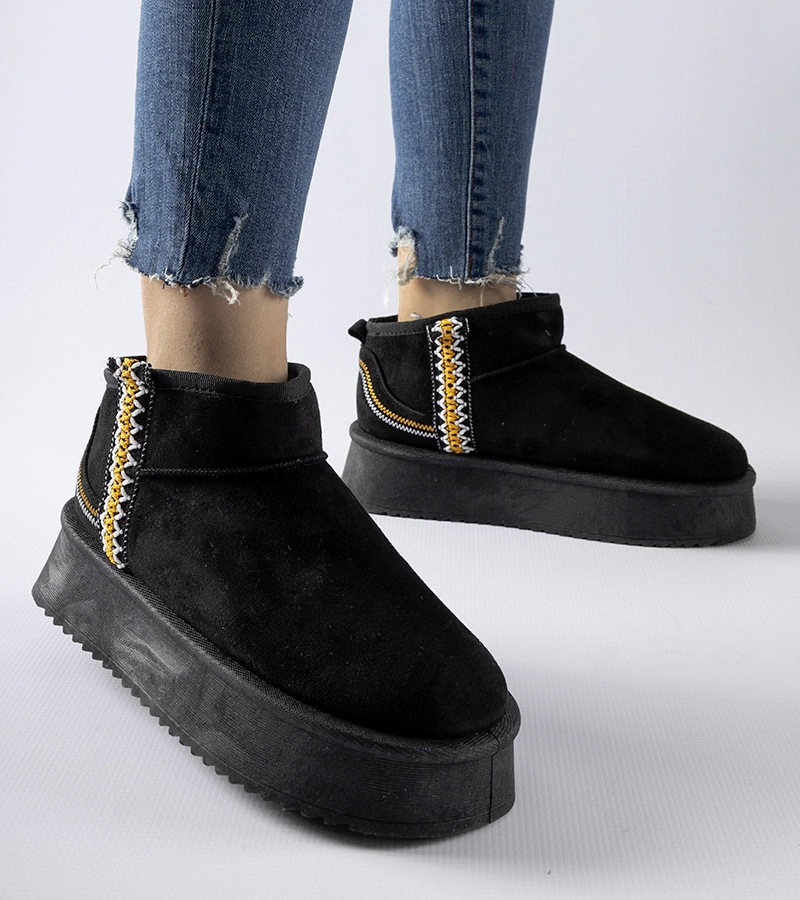 Juodi platforminiai sniego batai Scavi