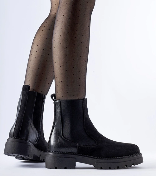 Juodi masyviais padais aulinukai „Hodges“