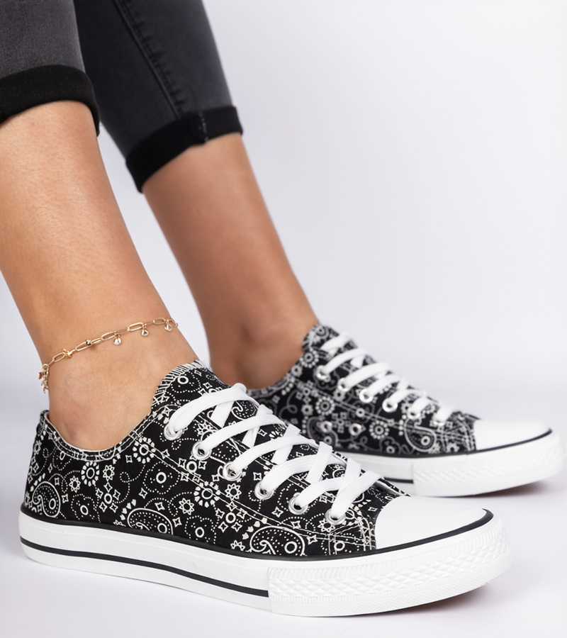 Juodi moteriški medžiaginiai kedai actekų stiliaus Kalusa