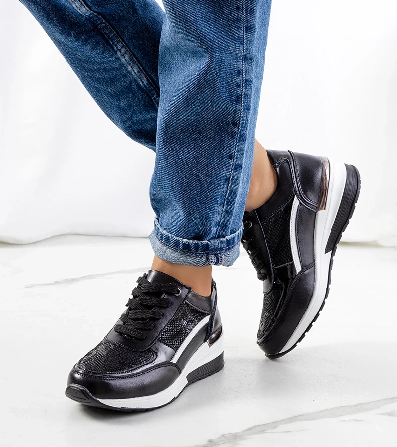 Juodi odiniai sportbačiai „Veloso“