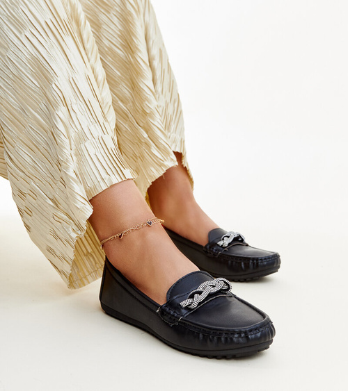 Juodi mokasinai su cirkoniais Adiba