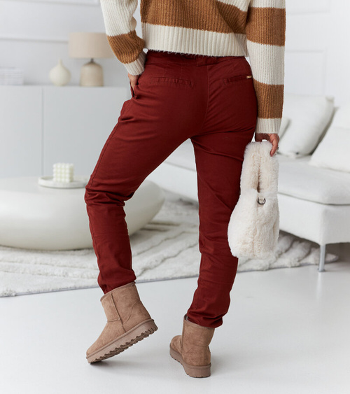 Raudonos tamprios moteriškos kelnės Rodrigues