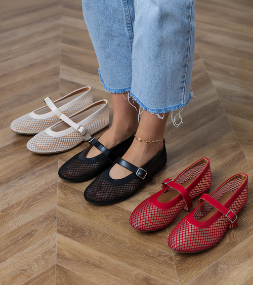 Raudoni tinklelio balerinai su sagtimi „Turina“