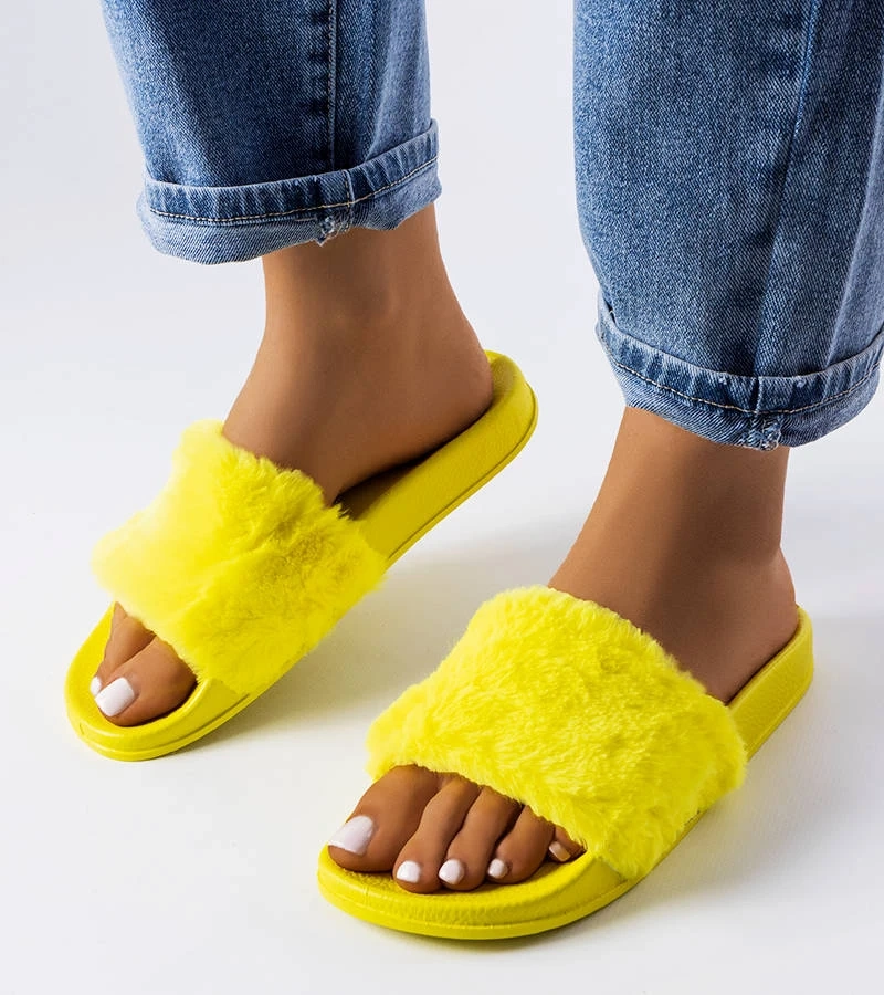 Geltoni kailiniai Raffaele sandalai