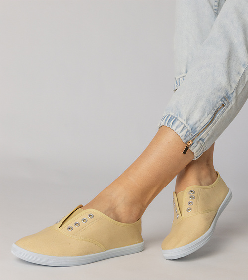 Pilki įspiriami medžiaginiai sportiniai bateliai „Vilma“