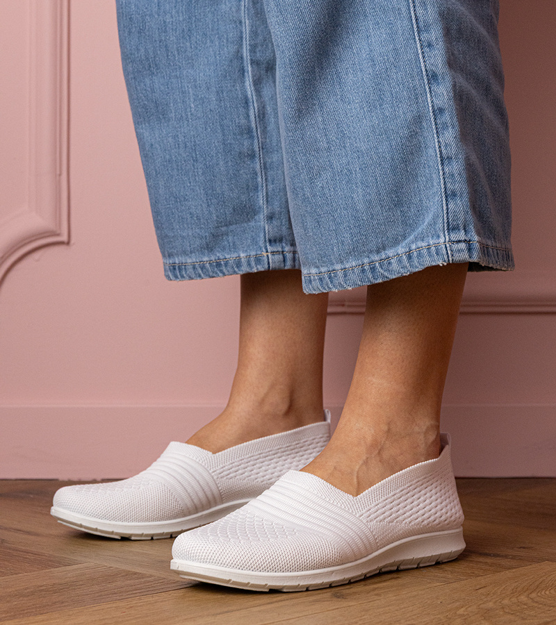 Balti moteriški sportiniai bateliai „Makana“