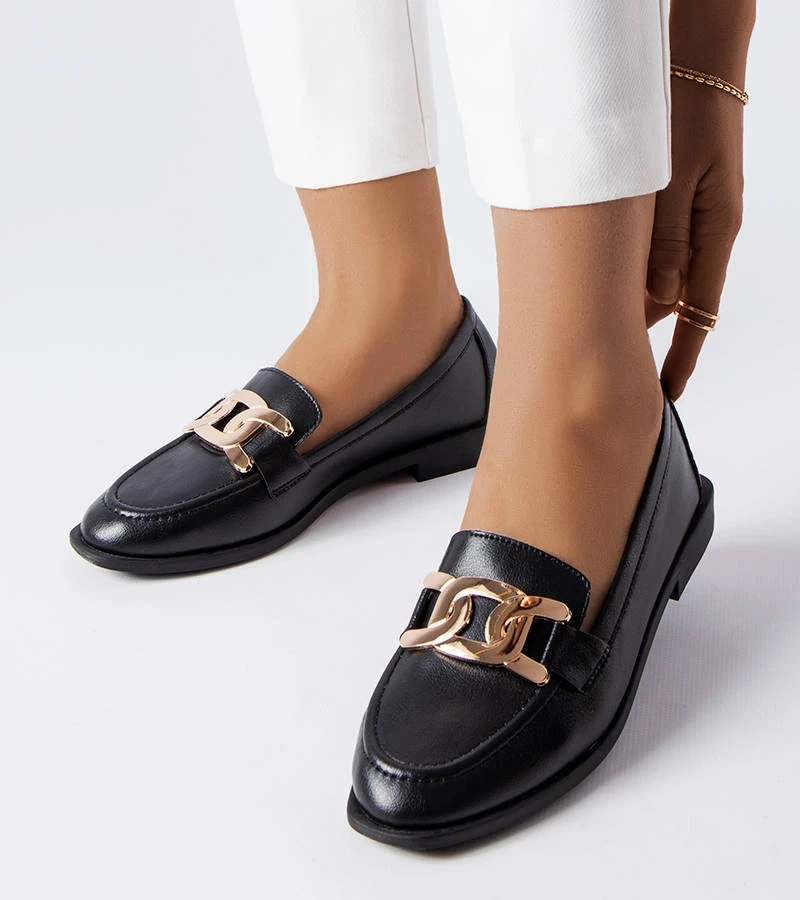 Juodi mokasinai su sagtimi Henrique