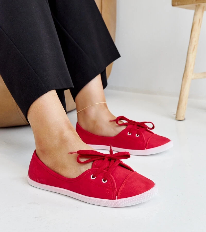 Raudoni įspiriami sportbačiai iš dirbtinės odos Knudsen