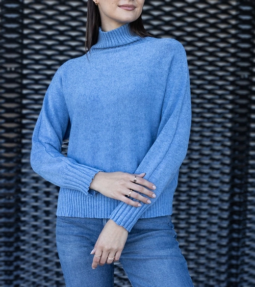 Mėlynas laisvo kirpimo golfas „Lukana“