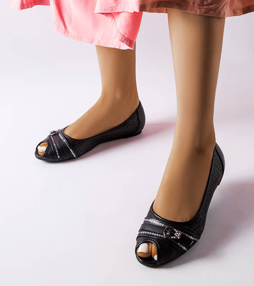 Juodi ažūriniai baleriniai bateliai su cirkoniais Creek