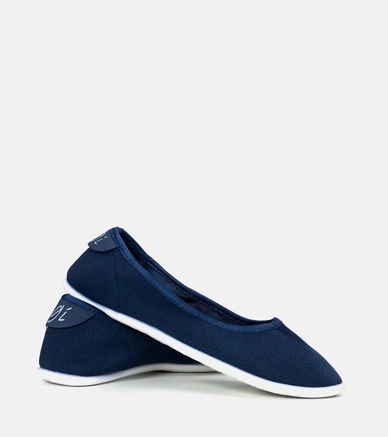 Tamsiai mėlyni vaikiški balerinos Geneseo