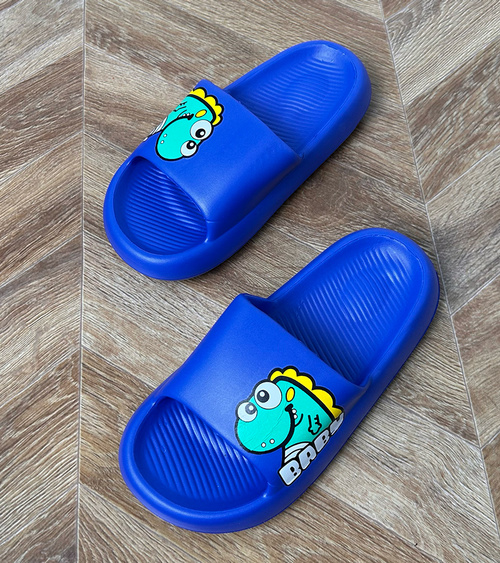 Mėlyni vaikiški šlepetai su Milošo spauda