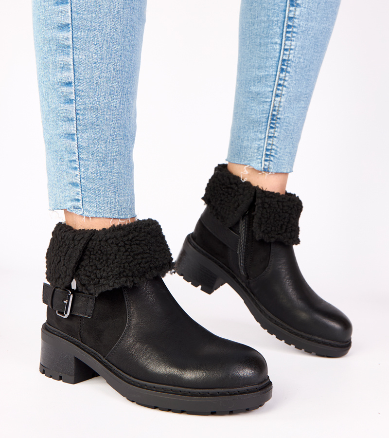 Juodi aulinukai su kulnu ir atlenkiamu aulu Olga