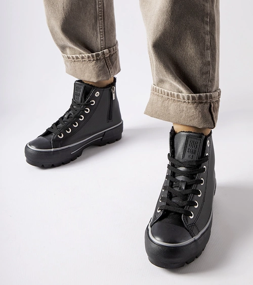 Juodi pašiltinti sportbačiai Big Star MM274039