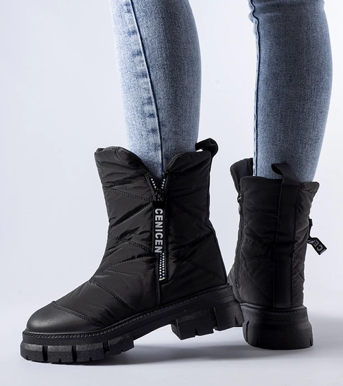 Juodi pašiltinti dygsniuoti sniego batai Antonina