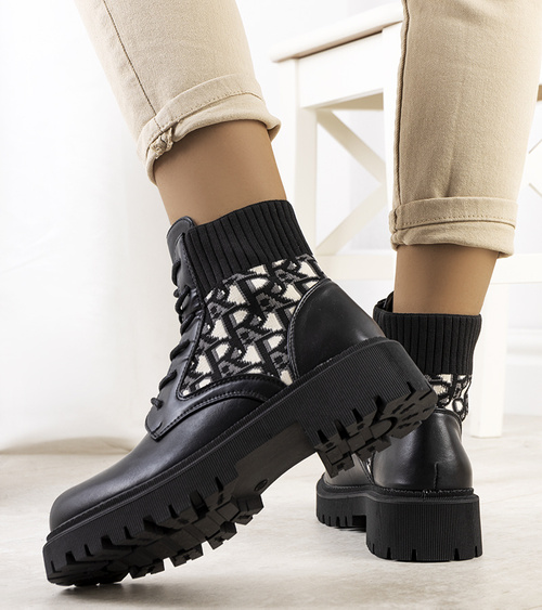 Juodi aulinukai su elastingu aulu Giganti