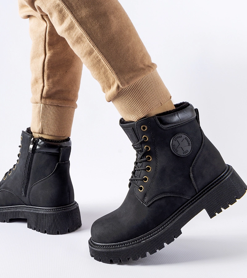 Juodi pašiltinti auliniai batai Doutor