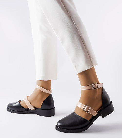 Juodi balerinos su sagtimi Josiane