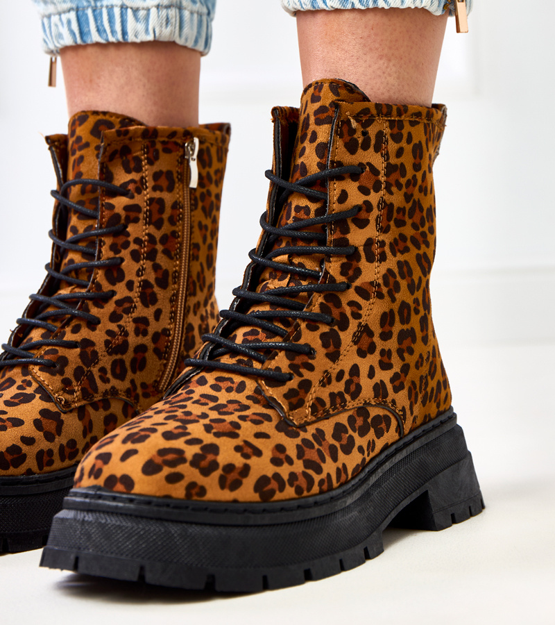 Rudi aulinukai su leopardiniu raštu Espe