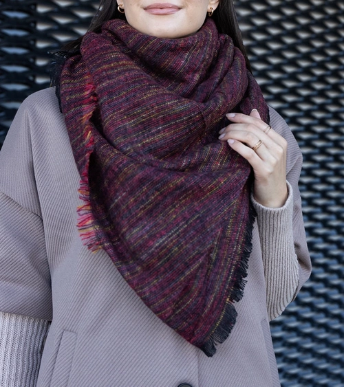 Bordo šalikas Nyomi