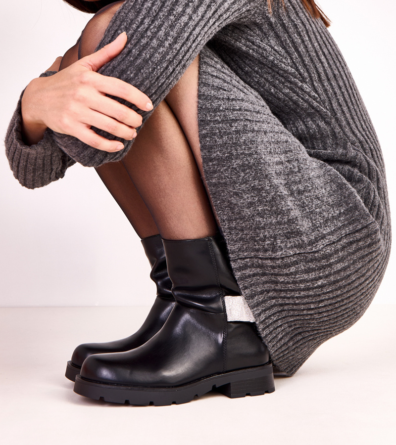 Juodi moteriški aulinukai su cirkonio papuošimu Elisana