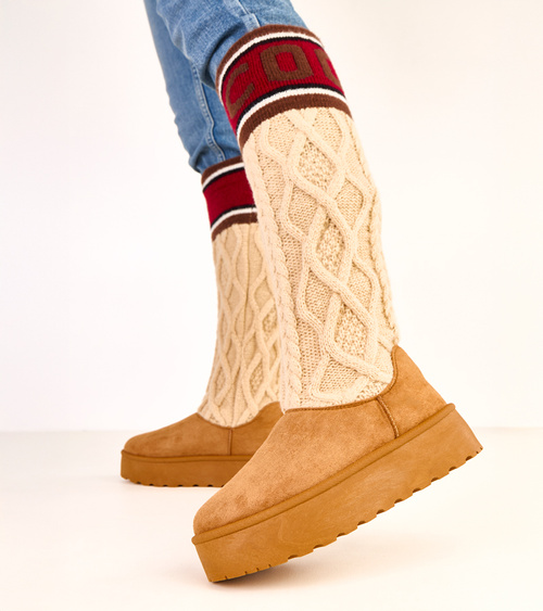 Rudi auliniai sniego batai ant platformos su aukštu aulu Coo