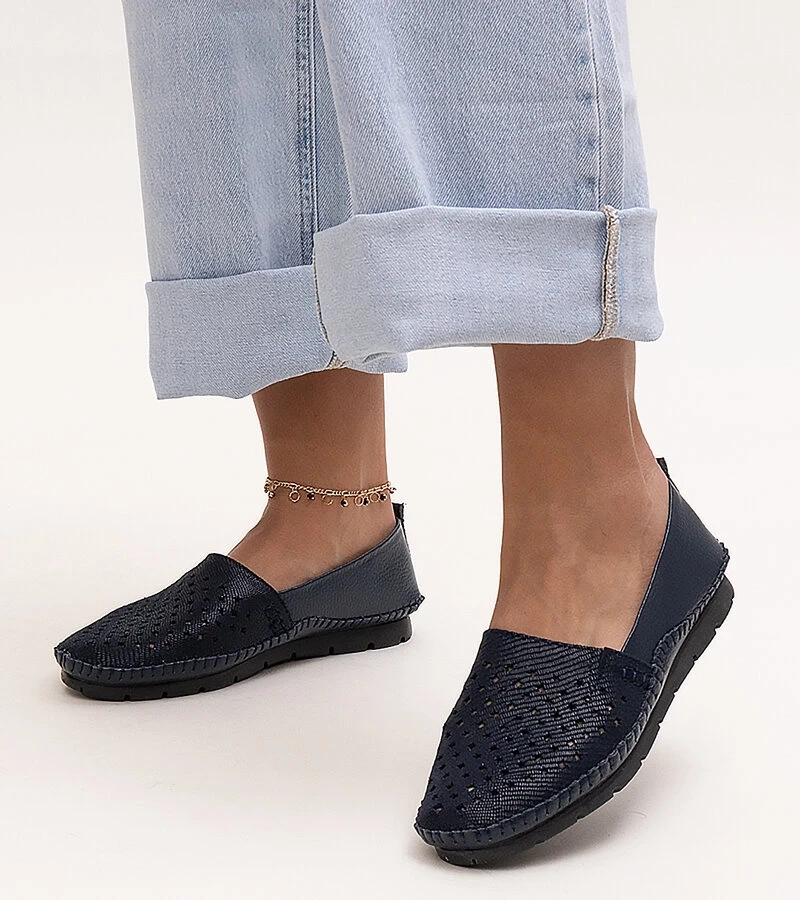 Tamsiai mėlyni odiniai Antonea pusbačiai