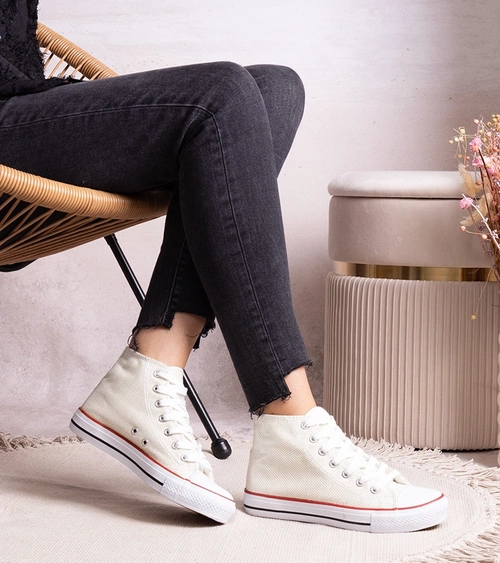 Balti aukšti sportiniai batai iš blizgaus tinkliuko „Ranifali“