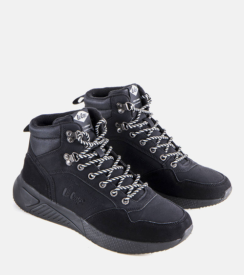 Juodi pašiltinti auliniai batai LCJ-22-31-1457M Lee Cooper