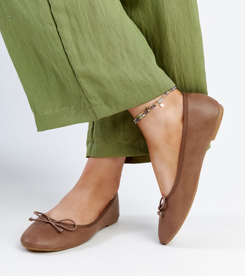 Rudos ekologiškos odos balerinos Pavla