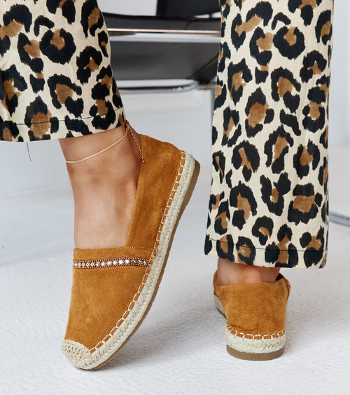 Rudos espadrilės su cirkoniais Abia