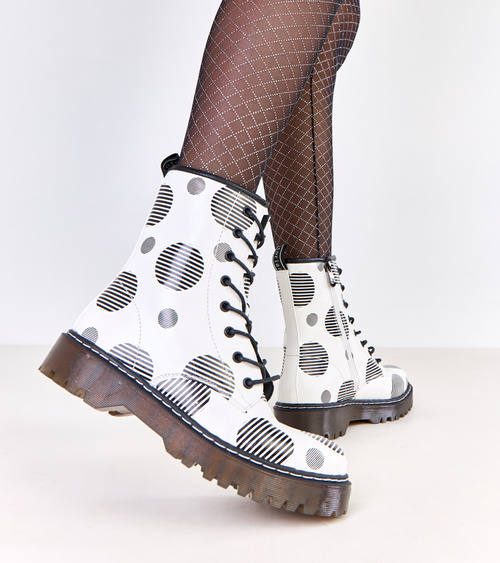 Baltos moteriškos platforminiai auliniai batai „Merelin“