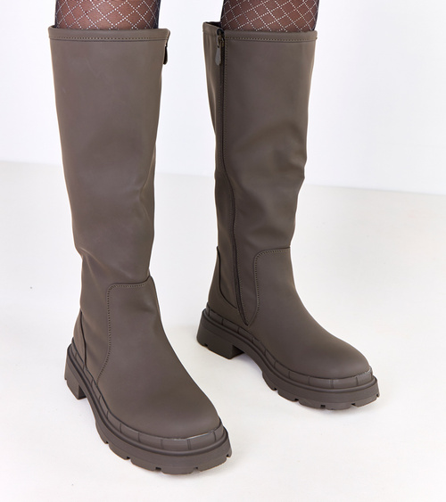 Žalios matinės ekos odos auliniai batai „Delita“