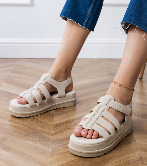 Smėlio spalvos gladiatorių stiliaus basutės su platforma Hartos