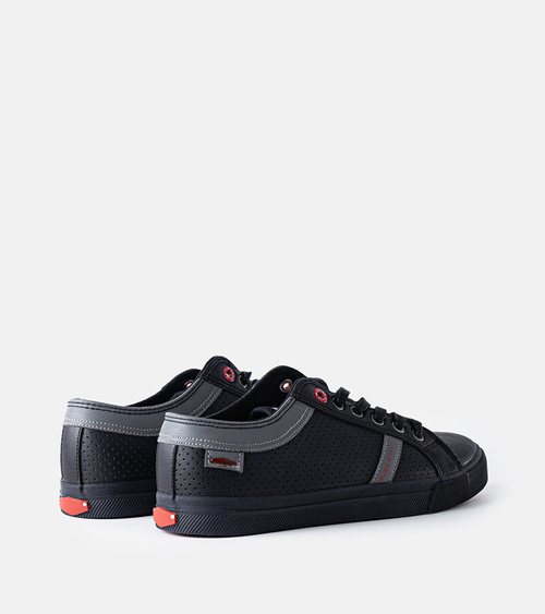 Juodi vyriški sportiniai bateliai CROSS JEANS