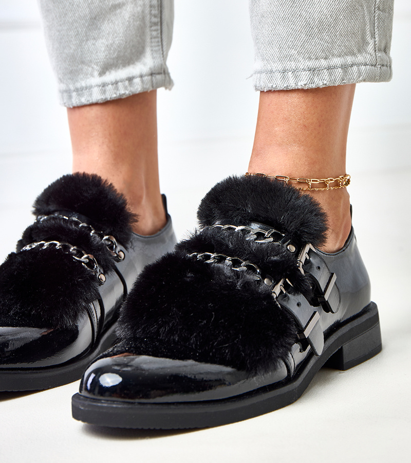 Juodi moteriški bateliai su kailiu Sarol