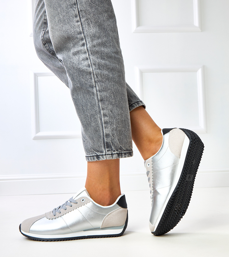 Sidabriniai sportiniai sportbačiai su smėlio spalvos intarpu „Alva“