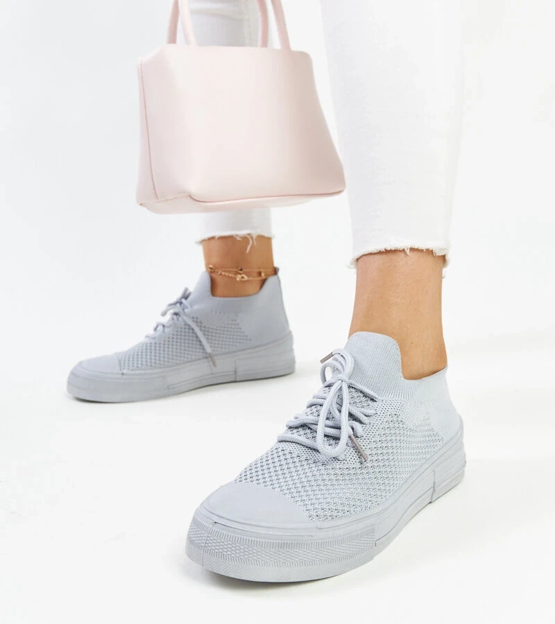 Pilki lengvi sportiniai batai „Senaida“