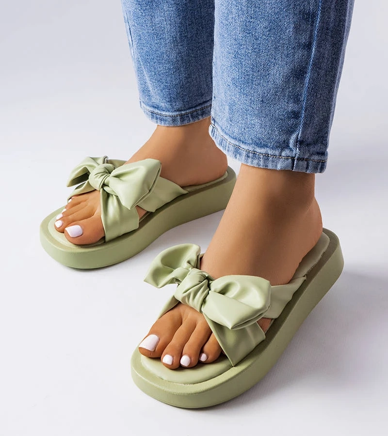 Žalios platforminės šlepetės su kaspinu Edvard